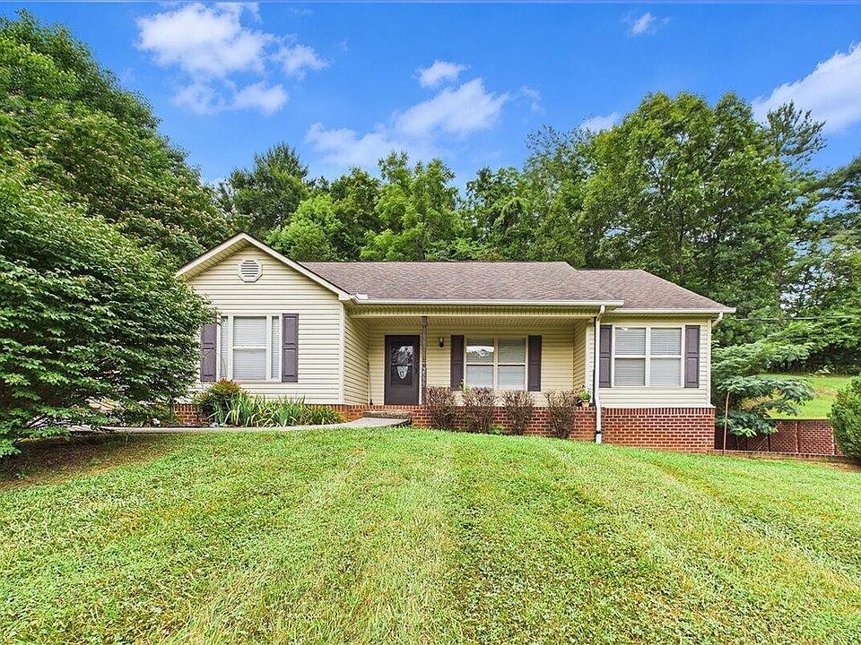 1st image of 2599 Kaley Dr