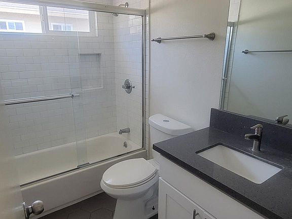 2nd Bathroom