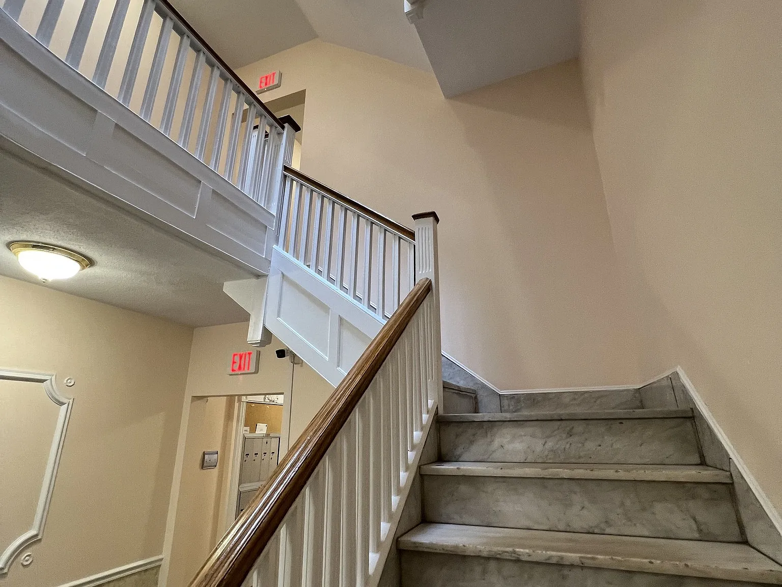 2 bed, 1.0 bath, 965 sqft, $3,145 — Photo 4