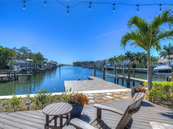 4014 Dana Shores Dr, Rocky Point, FL 33634