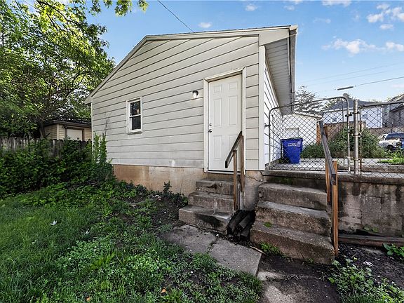 3rd image of 630 Creighton Ave