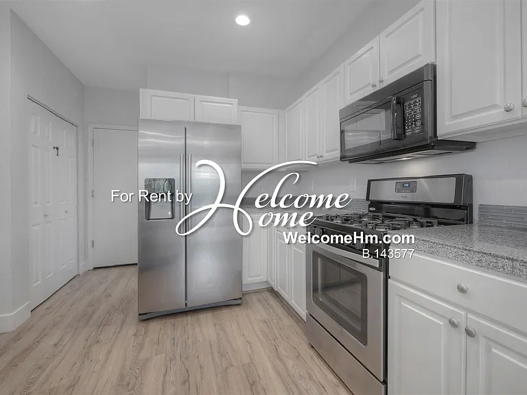 4698 Hampton Ln — Photo 12