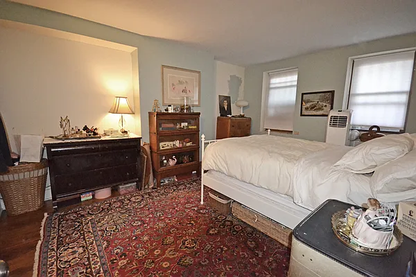 Rented by Dwell Residential Inc | media 16