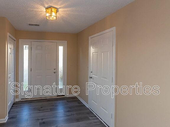 2nd image of 506 Waters Cove Ct