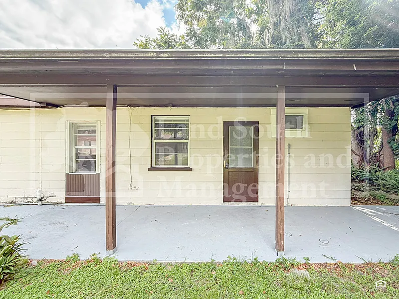 1 bed, 1.0 bath, 400 sqft, $900 — Photo 1