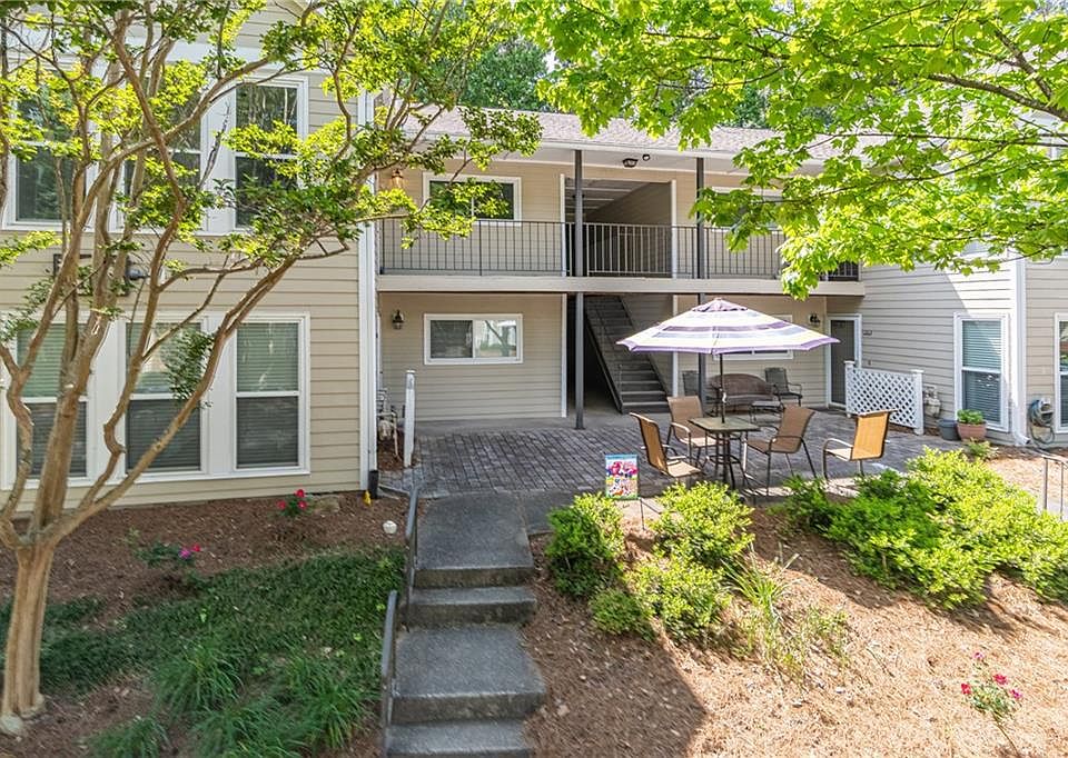 1st image of 1103 Lake Pointe Cir