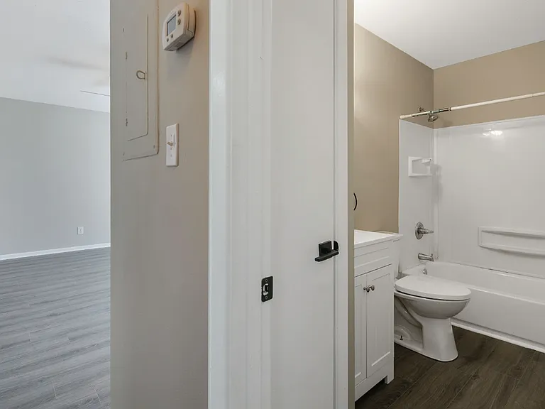 7252 Ainsley St — Photo 10