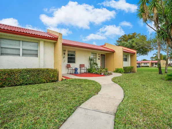117 Golden River Drive, West Palm Beach, FL 33411