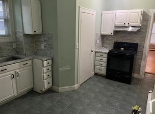 90 Milton Ave #1, Dorchester Center, MA 02124