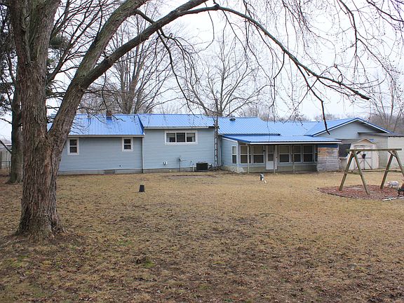 4th image of 1053 Ellison Rd