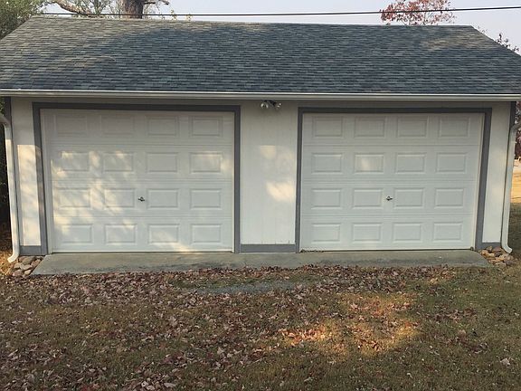 Detached 24 x 24 Garage