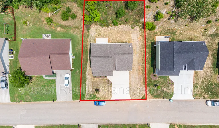 628 Drakewood Rd — Photo 6