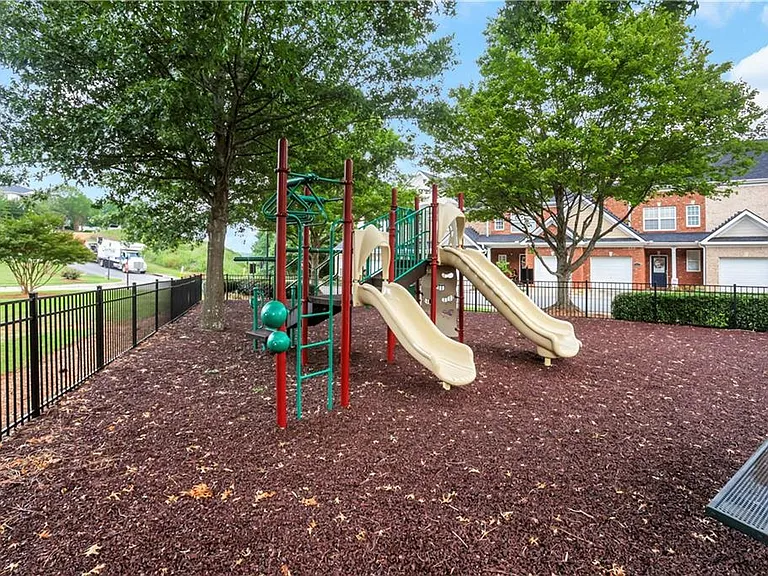 2059 Lakeshore Overlook Dr NW — Photo 18