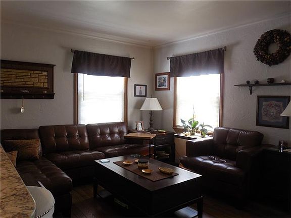 5th image of 2104 Superior St
