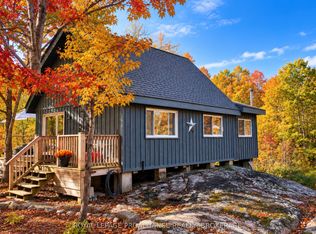 1679 Mountain Rd, Rideau Lakes, ON K0G 1X0