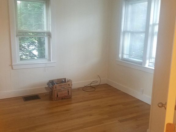 3rd image of 106 Exchange St