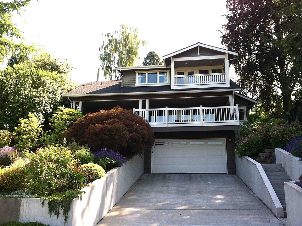 1st image of 3650 42nd Ave NE