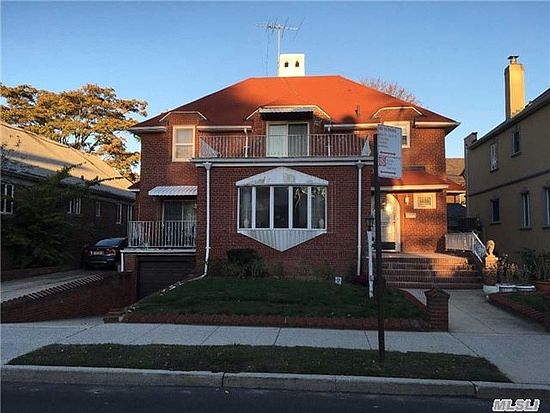 1st image of 137 Ave 218th St