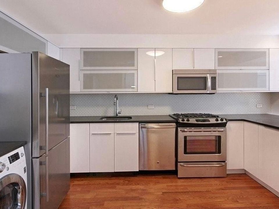 1st image of 165 Avenue B APT 1