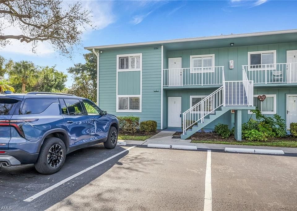1st image of 134 Cypress Way E #305