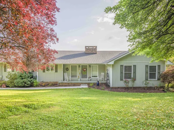 813 Stiner Ln, La Follette, TN 37766