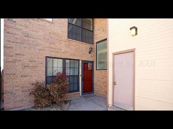2nd image of 1801 Steeplechase Dr APT 501