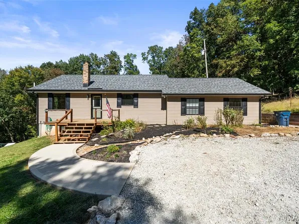 675 Rocky Top Rd, Pacific, MO 63069