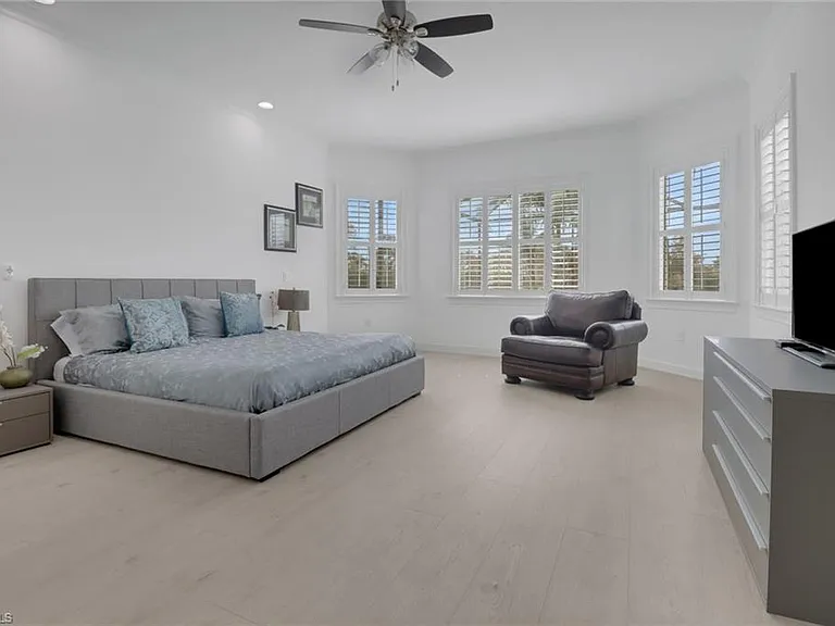 5054 Andros Dr — Photo 9