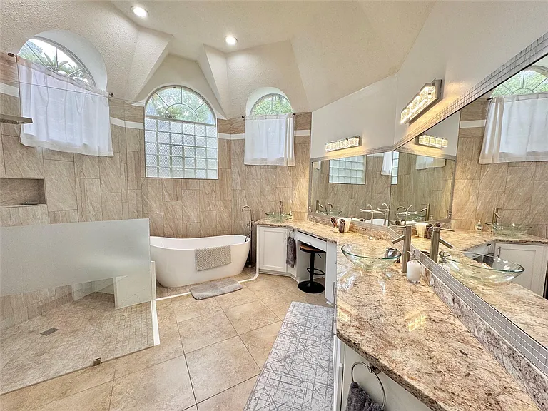 59 Acorn Cluster Ct — Photo 17