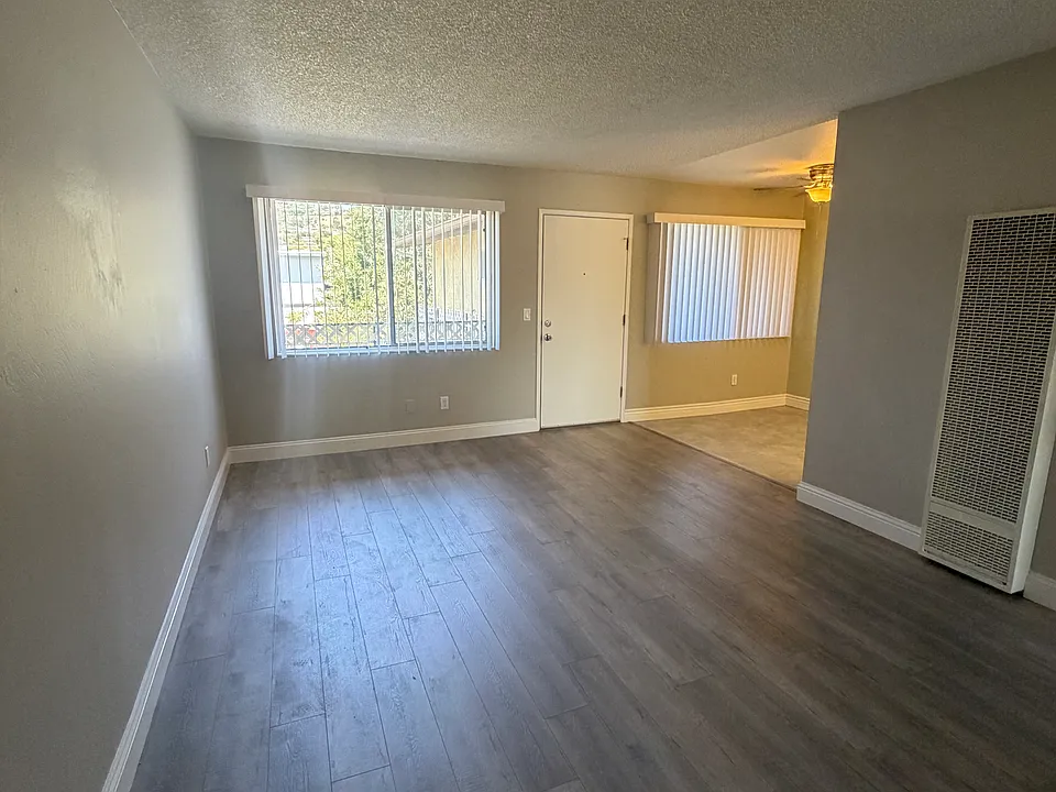 1590 162nd Ave #10