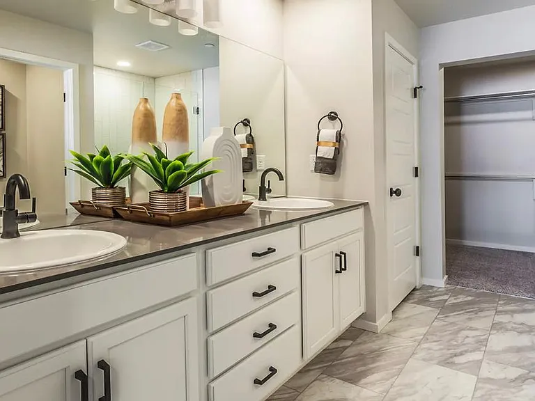 2844 Barnstormer St #5 — Photo 8