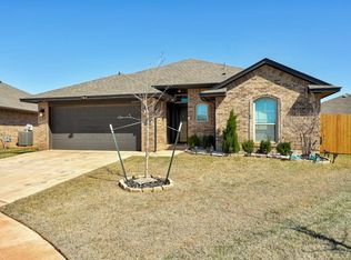18208 Sunny Stone Ct, Edmond, OK 73012