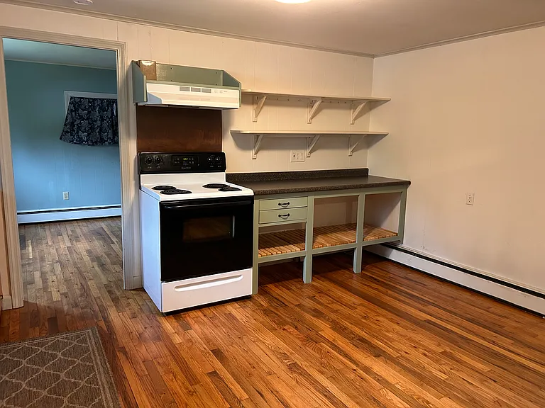 817 Gifford Rd #1 — Photo 4