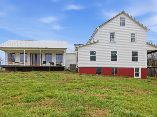 425 Grant Ln, Mayfield, KY 42066