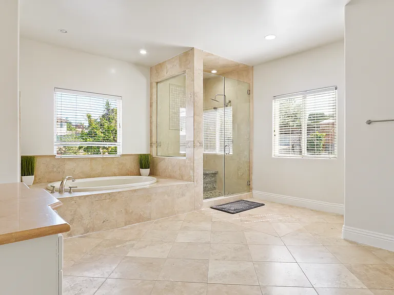 5128 Avenida Hacienda — Photo 44