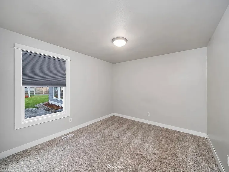 11912 149th St E — Photo 14