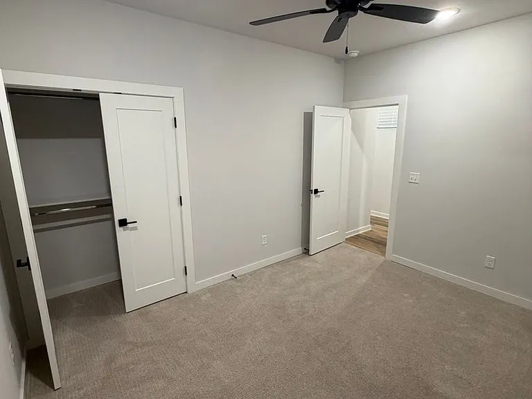 513 W Dallas St — Photo 17