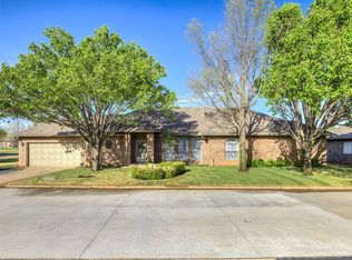 16120 Sonoma Dr, Edmond, OK 73013
