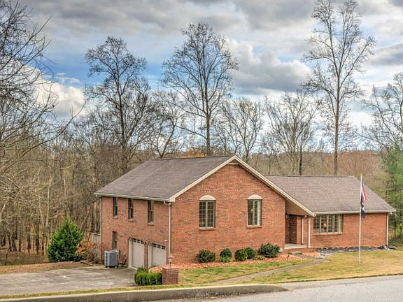 3rd image of 602 Idlewood Dr