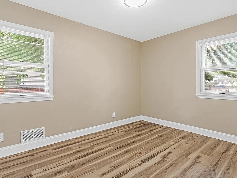 4408 4th Ave S — Photo 17