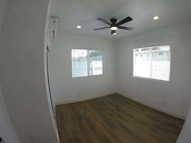 4904 Coke Ave #1 — Photo 10