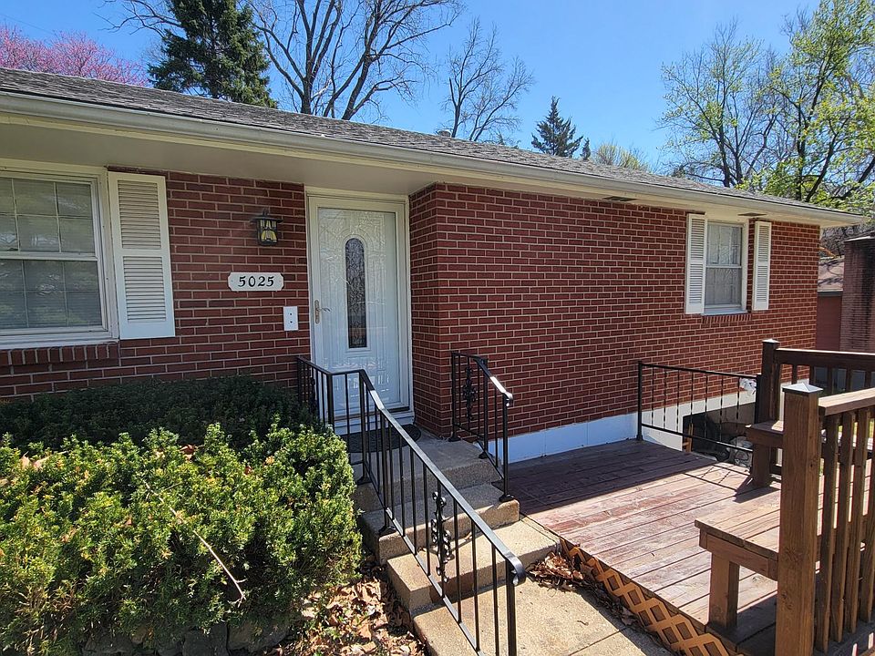 1st image of 5025 NW 62nd St