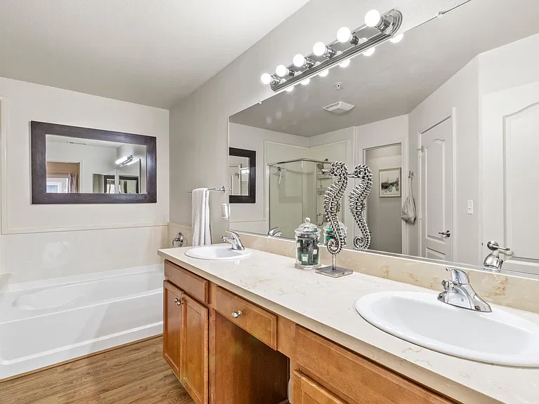 17000 Wedge Pkwy #823 — Photo 14