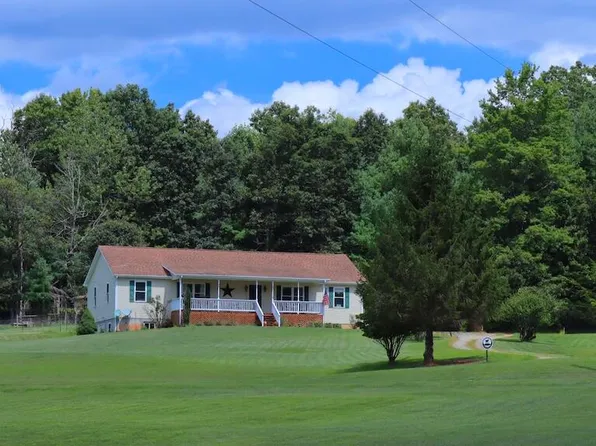 1247 Cannady School Rd SE, Floyd, VA 24091