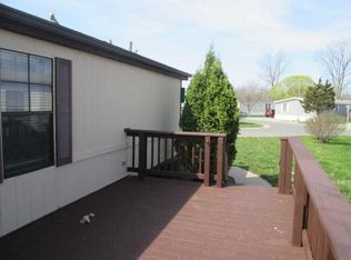 26175 Dakota Ln, Flat Rock, MI