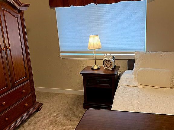 Fully electric hospital bed