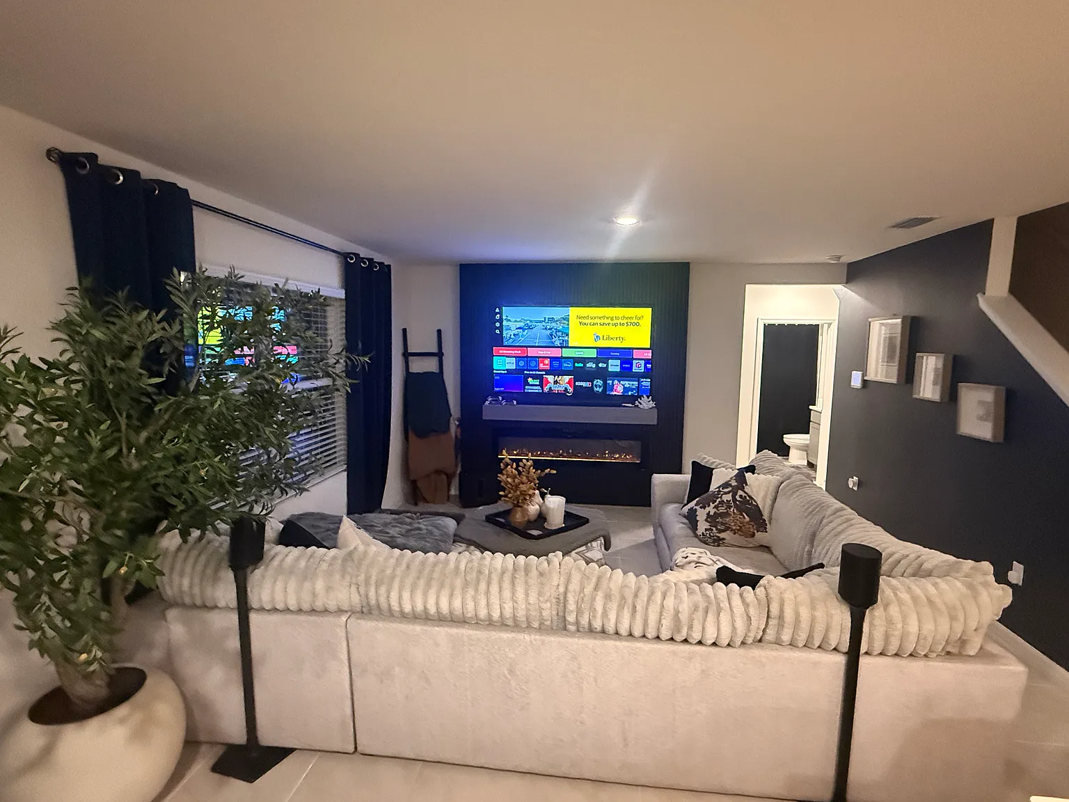 5 bed, 2607 sqft, $4,200 — Photo 4