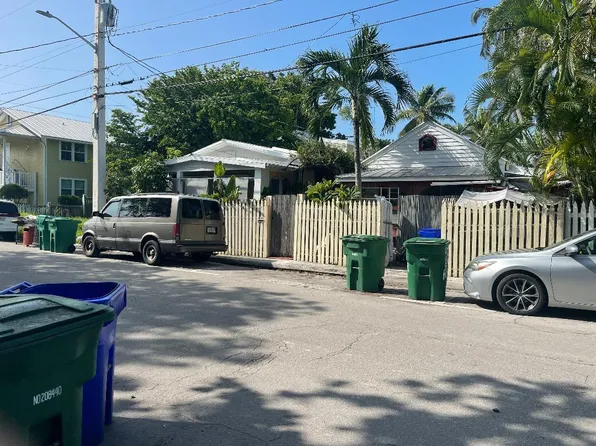 908 & Rear Emma St #910, Key West, FL 33040