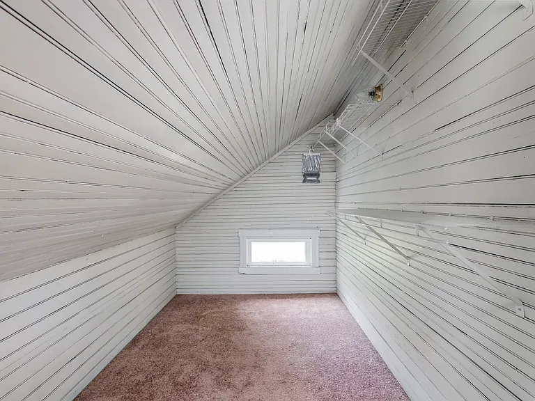 206 Oliver St — Photo 20