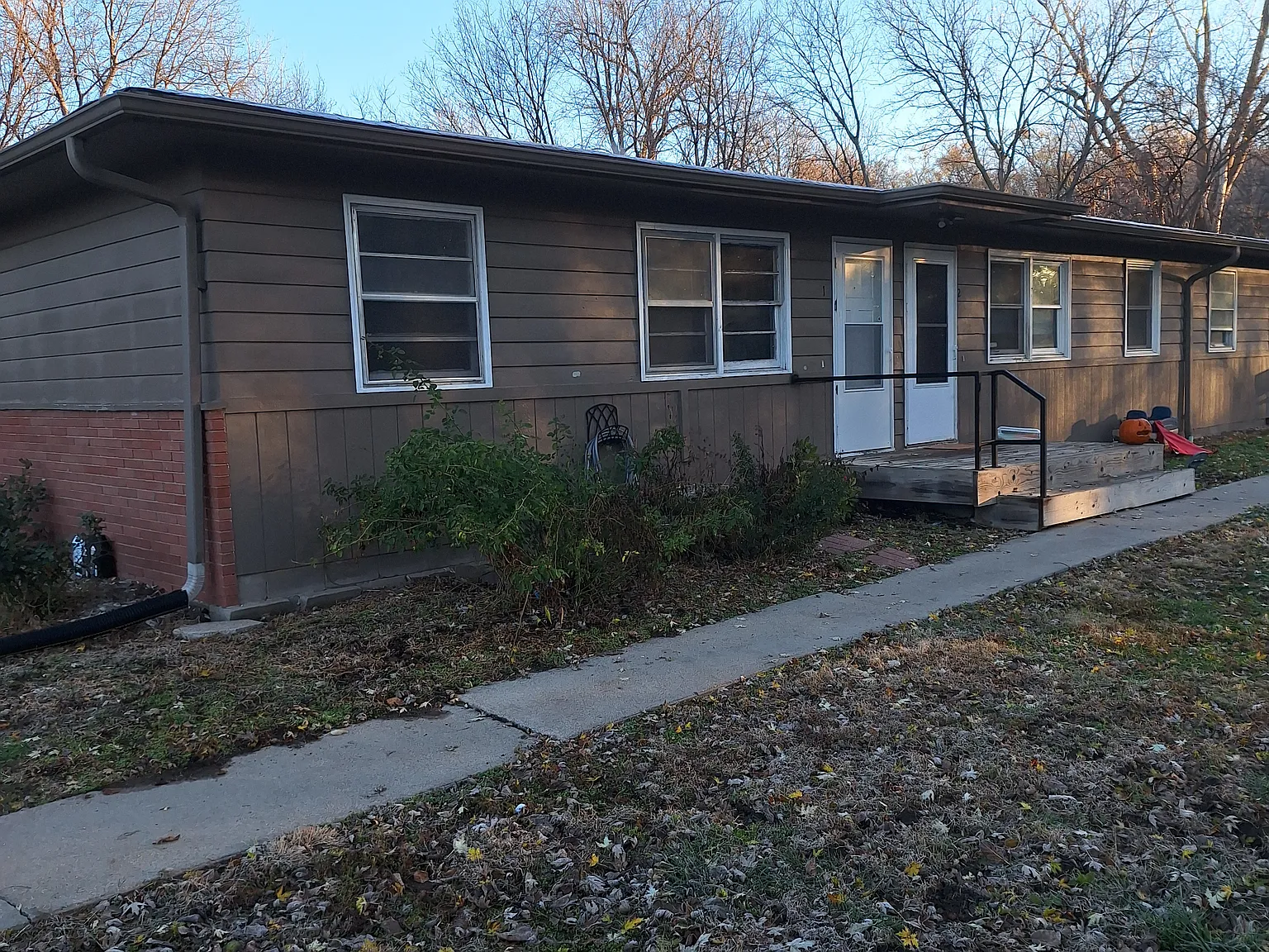 Valley View Dr, Council Bluffs — Photo 1
